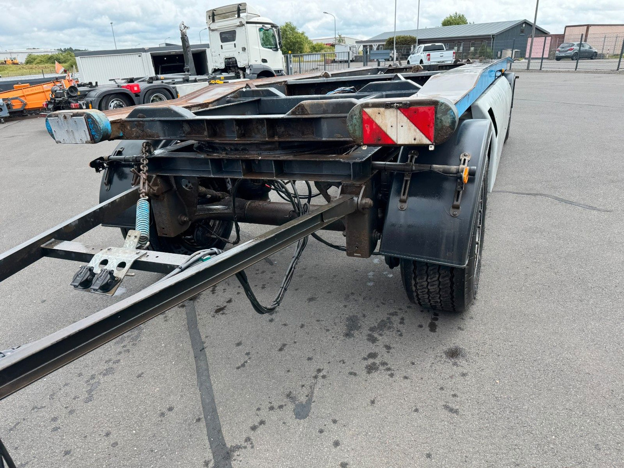 Jung CA 18 J Apollino K 4 2- Achs Abroll - Multilift/ Būvgružu konteinera piekabe: foto 5 Jung CA 18 J Apollino K 4 2- Achs Abroll - Multilift/ Būvgružu konteinera piekabe: foto 5