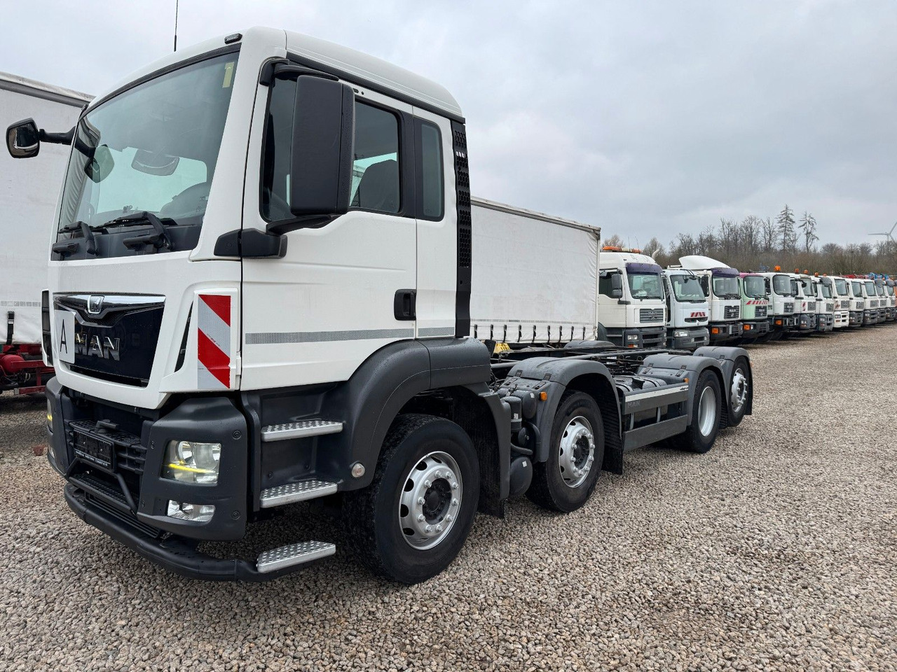 MAN 32.360 TGS 8x2 MAN 32.360 TGS 8x2 * 3 x am Lager * - Šasija kravas automašīna: foto 1 MAN 32.360 TGS 8x2 MAN 32.360 TGS 8x2 * 3 x am Lager * - Šasija kravas automašīna: foto 1