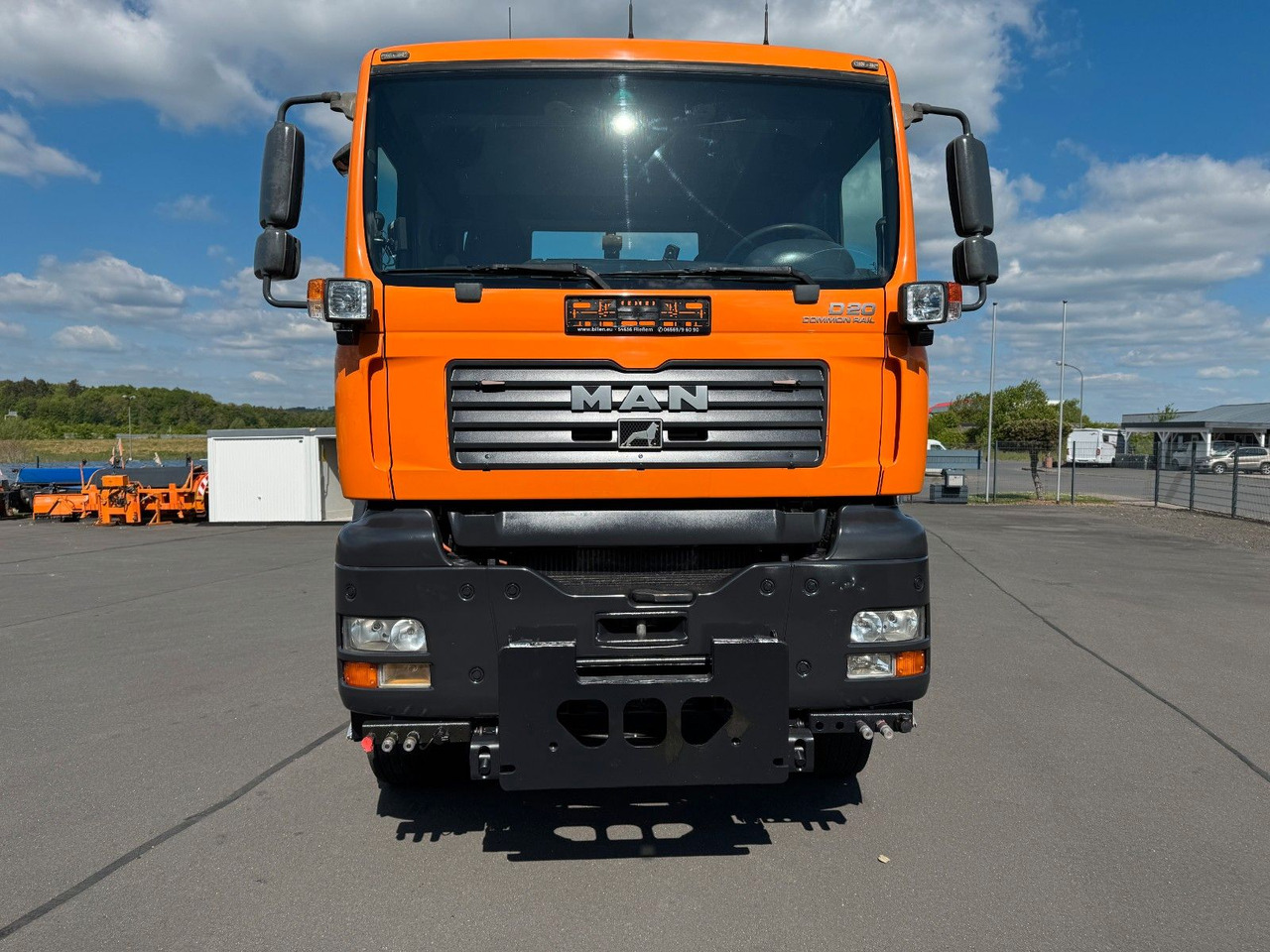MAN TGA 18.350 4x4 Meiler Abroller RK 14.45 Winterd. - Pacēlājs ar āķi: foto 4 MAN TGA 18.350 4x4 Meiler Abroller RK 14.45 Winterd. - Pacēlājs ar āķi: foto 4