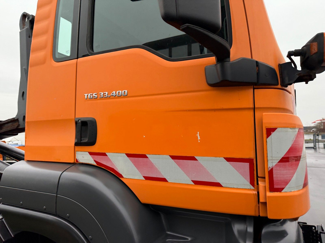 MAN TGS 33.400 6x6 Blattfederung Original 120500 km - Pacēlājs ar āķi: foto 4 MAN TGS 33.400 6x6 Blattfederung Original 120500 km - Pacēlājs ar āķi: foto 4