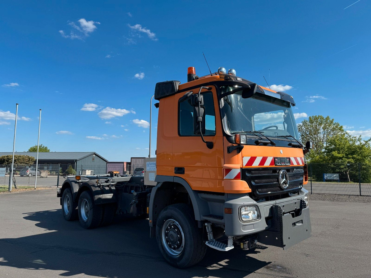 Mercedes-Benz Actros 3341 6x6 Kipperfahrgestell mit Zylinder - Šasija kravas automašīna: foto 3 Mercedes-Benz Actros 3341 6x6 Kipperfahrgestell mit Zylinder - Šasija kravas automašīna: foto 3