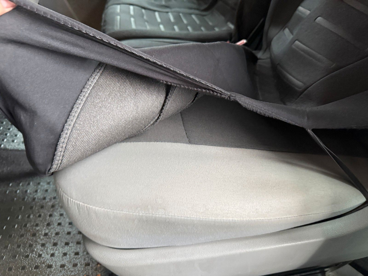 Volkswagen VW T 5 2,0 TDI Doka AHK Klima 114 PS - Automašīna ar kravas platformu, Kravas-pasažieru furgons: foto 4 Volkswagen VW T 5 2,0 TDI Doka AHK Klima 114 PS - Automašīna ar kravas platformu, Kravas-pasažieru furgons: foto 4