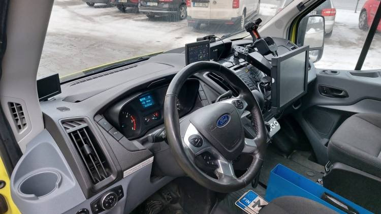 Ātrās palīdzības mašīna FORD TRANSIT 2,0TDI AMBULANCE KLIMA 1.2018 EURO 6, 3 UNITS: foto 17