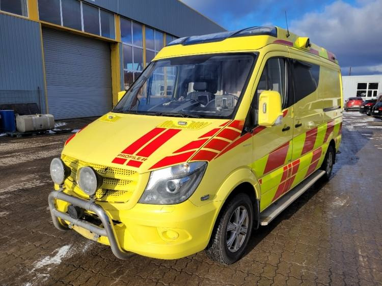 MERCEDES – BENZ SPRINTER AMBULANCE (PROFILE) KLIMA 2.2016 EURO 6 - Ātrās palīdzības mašīna: foto 2 MERCEDES – BENZ SPRINTER AMBULANCE (PROFILE) KLIMA 2.2016 EURO 6 - Ātrās palīdzības mašīna: foto 2