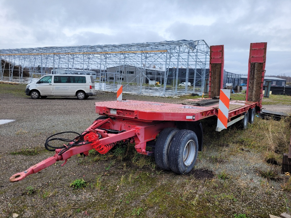 STENA SPN 30+FULL STEEL SUSPENSION+HYDRAULIC RAMPS - Piekabe zema profila platforma: foto 1 STENA SPN 30+FULL STEEL SUSPENSION+HYDRAULIC RAMPS - Piekabe zema profila platforma: foto 1