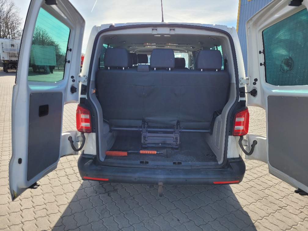 VOLKSWAGEN CARAVELLE T6, KLIIMA; 1.2017; EURO 6; 9 seats - Pasažieru furgons: foto 5 VOLKSWAGEN CARAVELLE T6, KLIIMA; 1.2017; EURO 6; 9 seats - Pasažieru furgons: foto 5