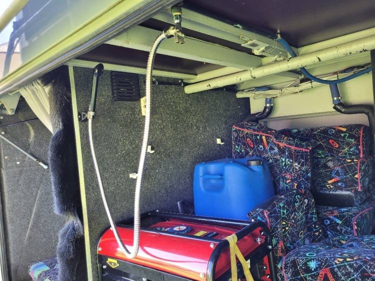 VOLVO B12M BERKHOF AXIAL70 MOTORHOME KLIMA 3.2003 - Starppilsētu autobuss: foto 3 VOLVO B12M BERKHOF AXIAL70 MOTORHOME KLIMA 3.2003 - Starppilsētu autobuss: foto 3