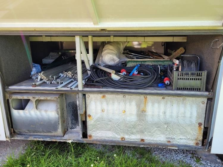 VOLVO B12M BERKHOF AXIAL70 MOTORHOME KLIMA 3.2003 - Starppilsētu autobuss: foto 5 VOLVO B12M BERKHOF AXIAL70 MOTORHOME KLIMA 3.2003 - Starppilsētu autobuss: foto 5