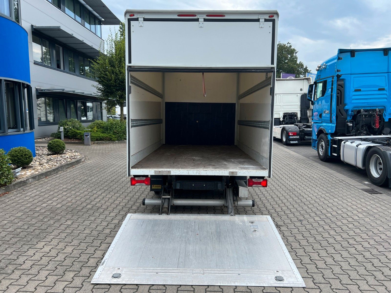 Iveco Daily 35S15, Hebebühne - Furgons ar slēgtā virsbūve: foto 4 Iveco Daily 35S15, Hebebühne - Furgons ar slēgtā virsbūve: foto 4