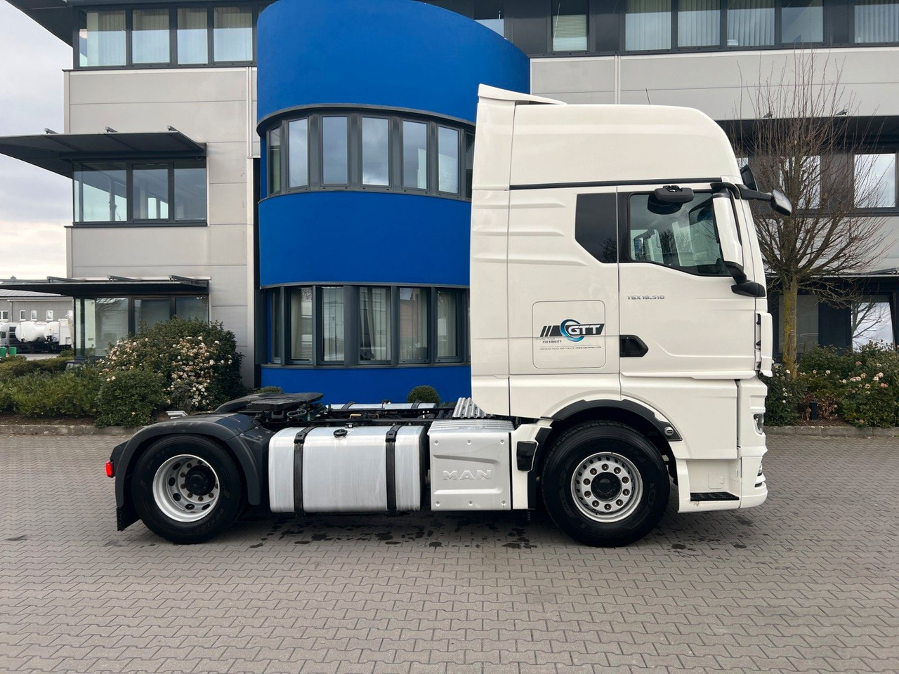 MAN TGX 18.510 4x2 BL SA, Standklima MAN TGX 18.510 4x2 BL SA, Standklima - Vilcējs: foto 2 MAN TGX 18.510 4x2 BL SA, Standklima MAN TGX 18.510 4x2 BL SA, Standklima - Vilcējs: foto 2