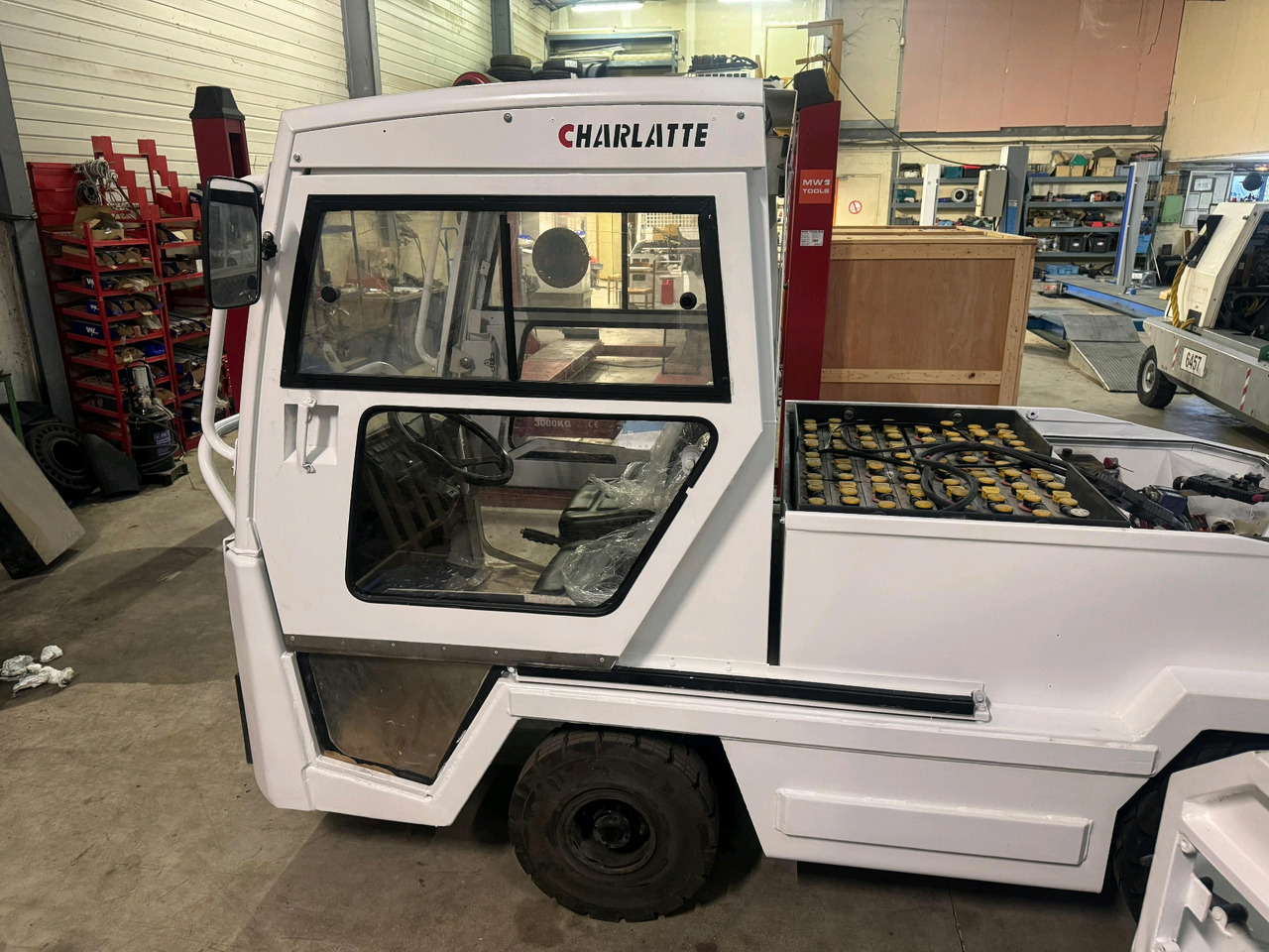 Charlatte 2012 - Bagāžas vilcējs: foto 2 Charlatte 2012 - Bagāžas vilcējs: foto 2