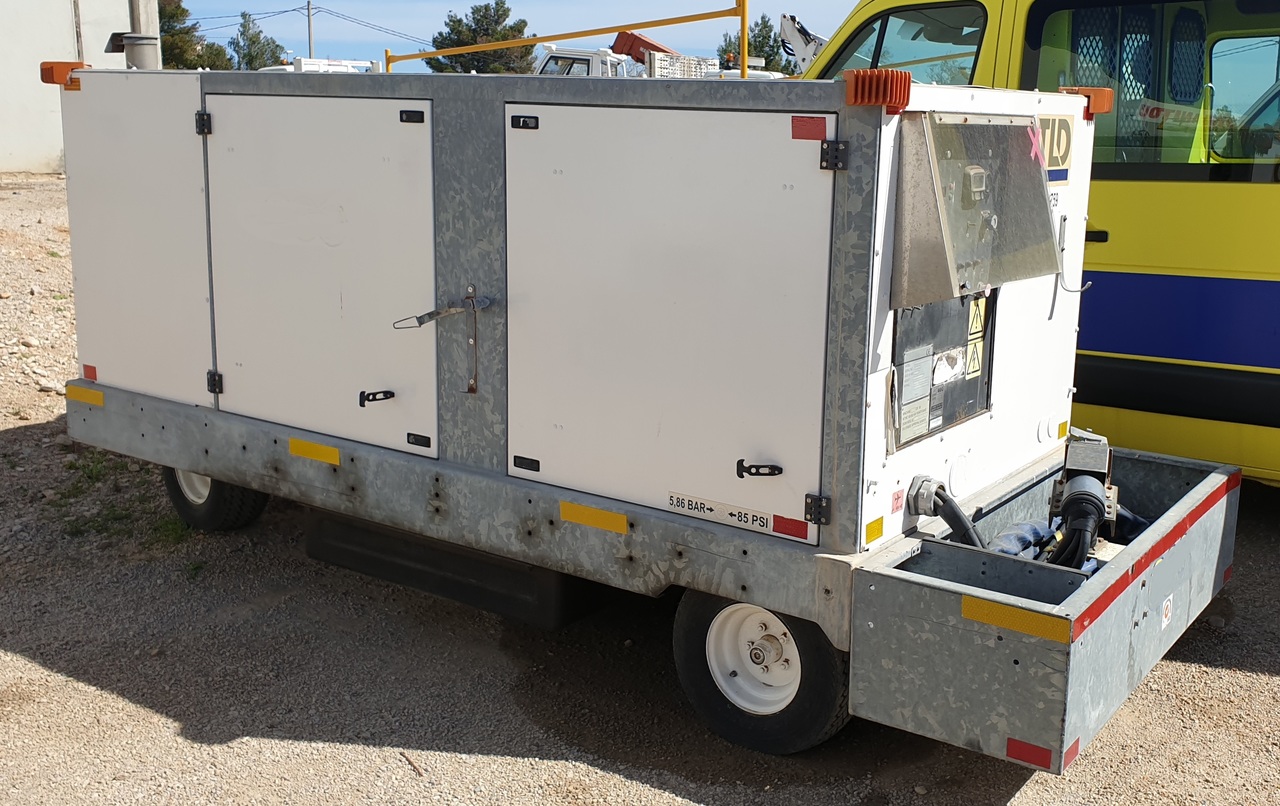 GPU/120 KVA+28V TLD 4120-T-CUP28 - Virszemes elektrobarošanas avots: foto 2 GPU/120 KVA+28V TLD 4120-T-CUP28 - Virszemes elektrobarošanas avots: foto 2