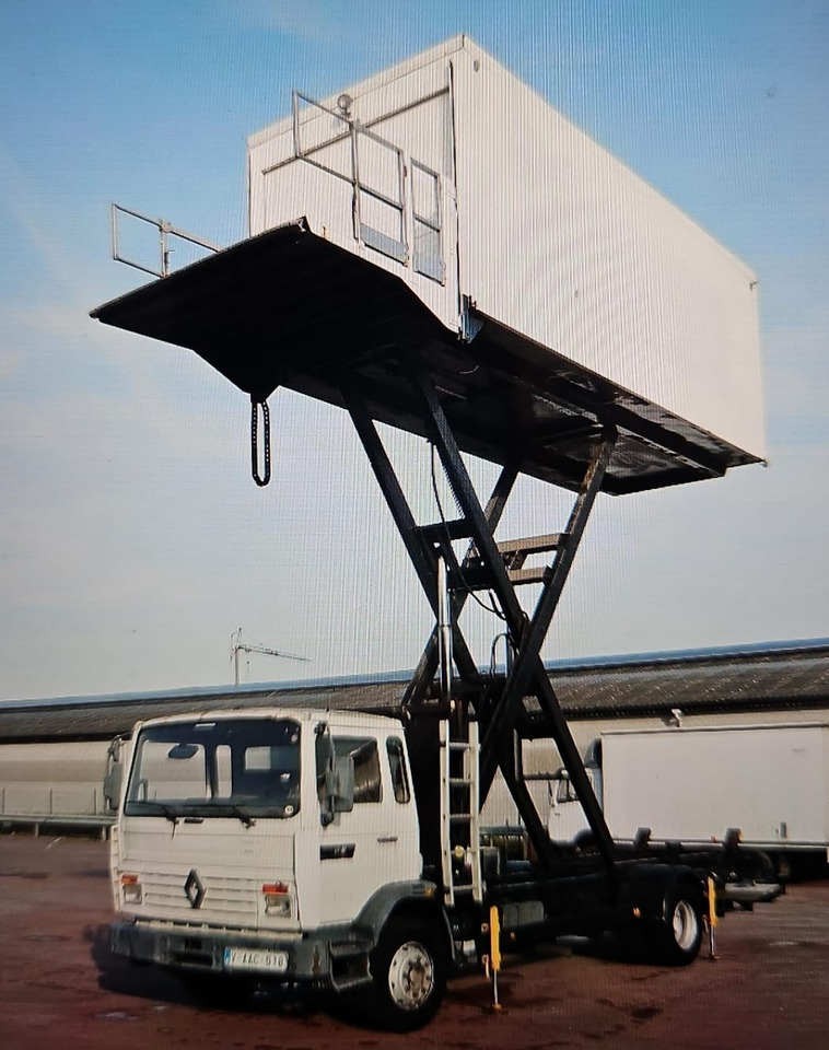 Renault Catering - Pārtikas piegādāšanas transportlīdzeklis: foto 2 Renault Catering - Pārtikas piegādāšanas transportlīdzeklis: foto 2