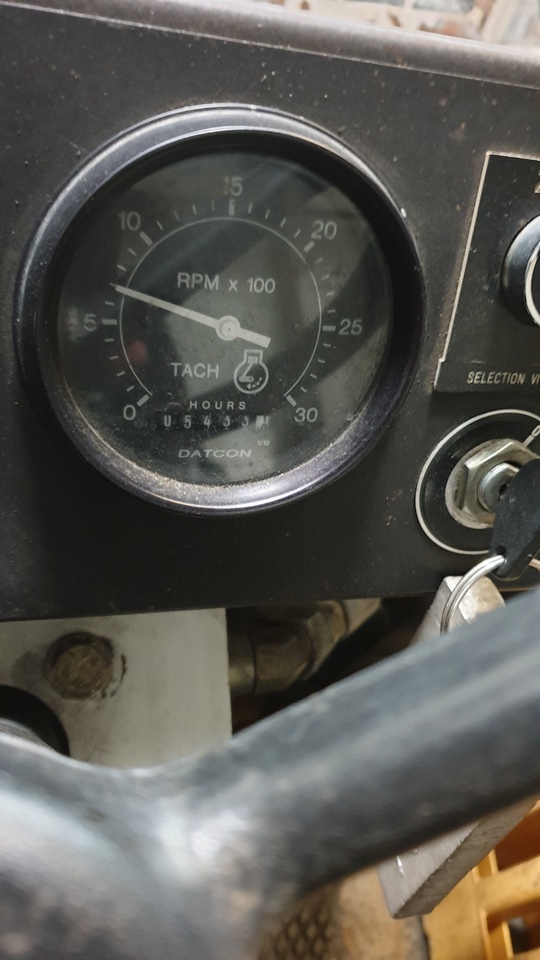 SOVAM K100 - Lidmašīnu vilcējs: foto 3 SOVAM K100 - Lidmašīnu vilcējs: foto 3