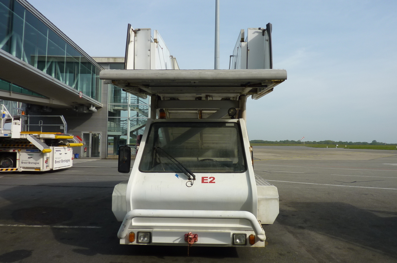 SOVAM Passenger Stairs 1.9 SPS - Pasažieru kāpnes: foto 2 SOVAM Passenger Stairs 1.9 SPS - Pasažieru kāpnes: foto 2