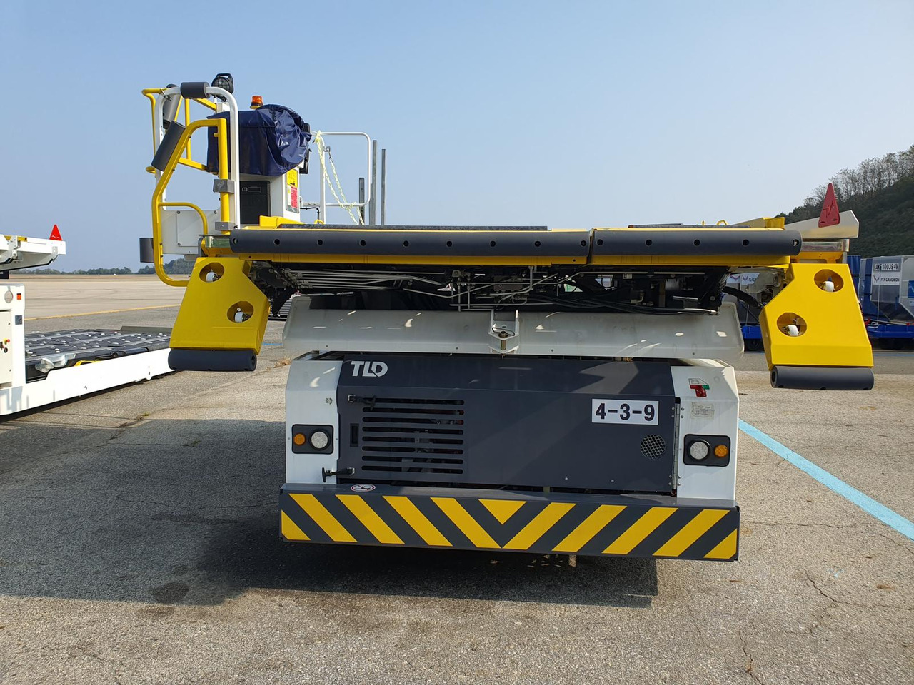 TLD Loader TXL838 - Konteineru/ Palešu iekrāvējs: foto 3 TLD Loader TXL838 - Konteineru/ Palešu iekrāvējs: foto 3