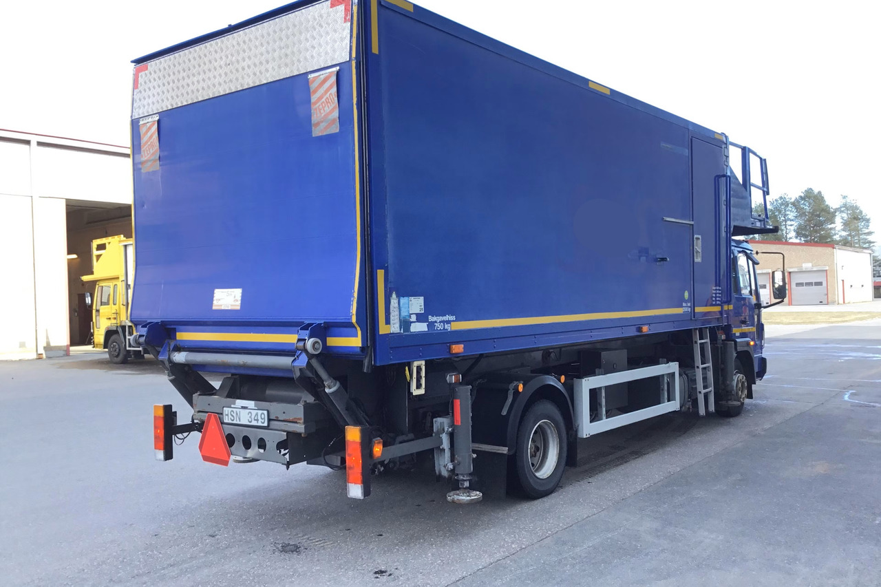 Trepel Catering - Pārtikas piegādāšanas transportlīdzeklis: foto 2 Trepel Catering - Pārtikas piegādāšanas transportlīdzeklis: foto 2