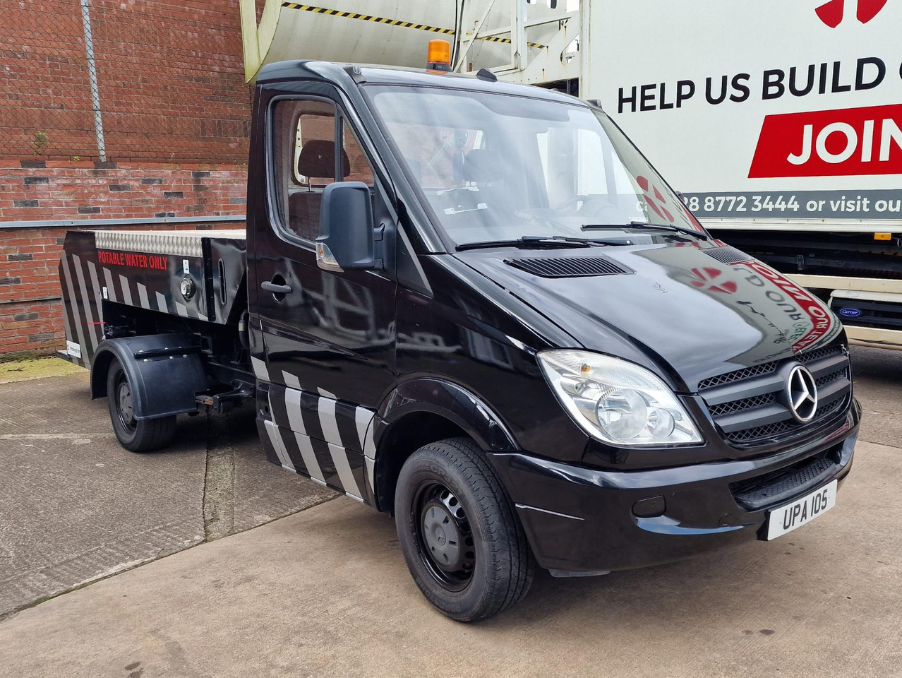Mallaghan Water Truck WSU1000 - Zemes apkalpošanas iekārtas: foto 1 Mallaghan Water Truck WSU1000 - Zemes apkalpošanas iekārtas: foto 1
