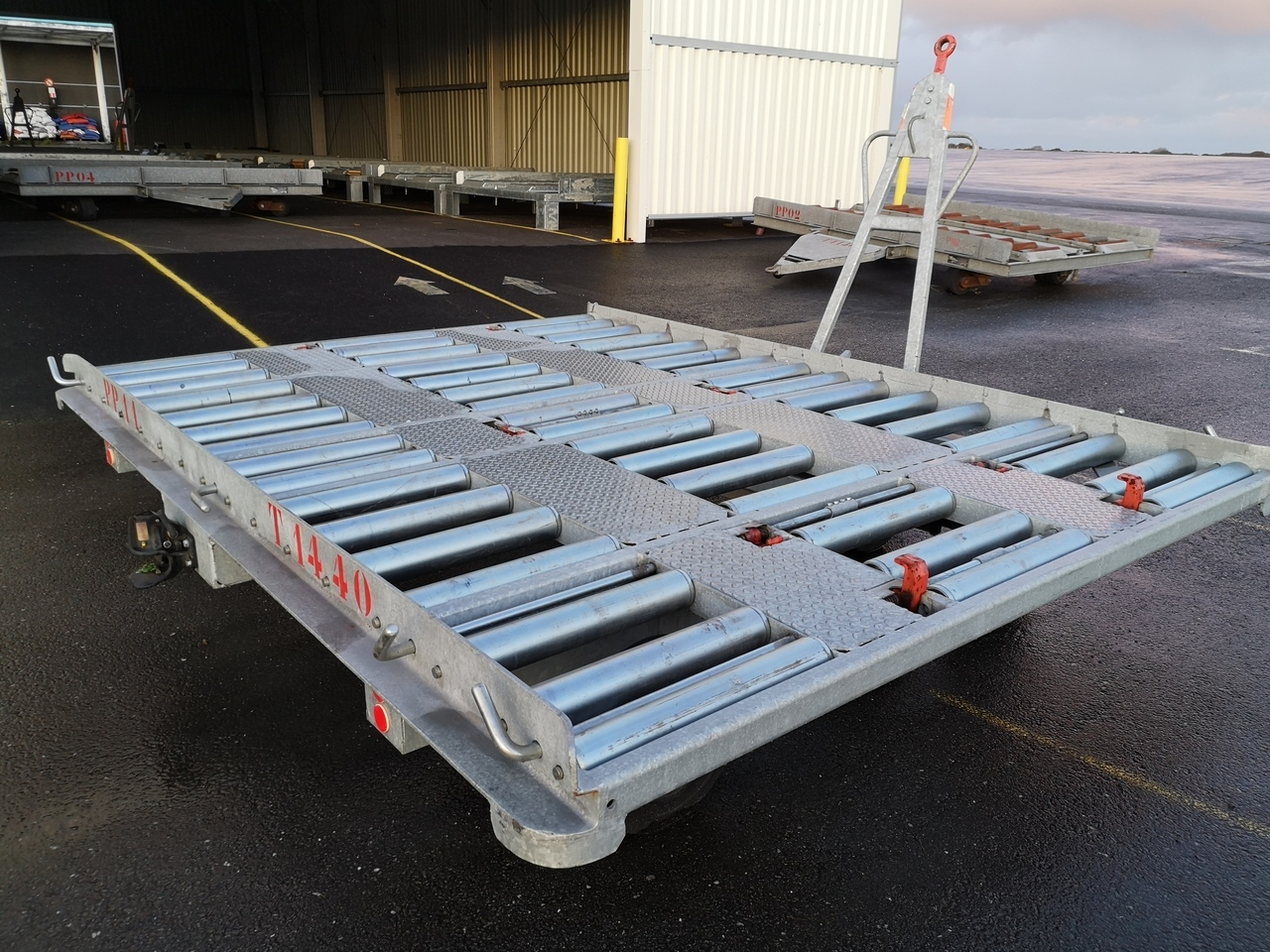 Miloco Cargo Pallet Dollies - Zemes apkalpošanas iekārtas: foto 1 Miloco Cargo Pallet Dollies - Zemes apkalpošanas iekārtas: foto 1