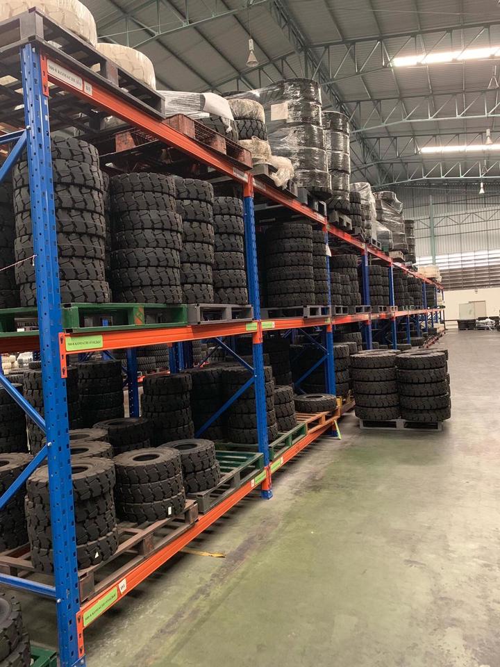 Wheels  - Zemes apkalpošanas iekārtas: foto 2 Wheels  - Zemes apkalpošanas iekārtas: foto 2
