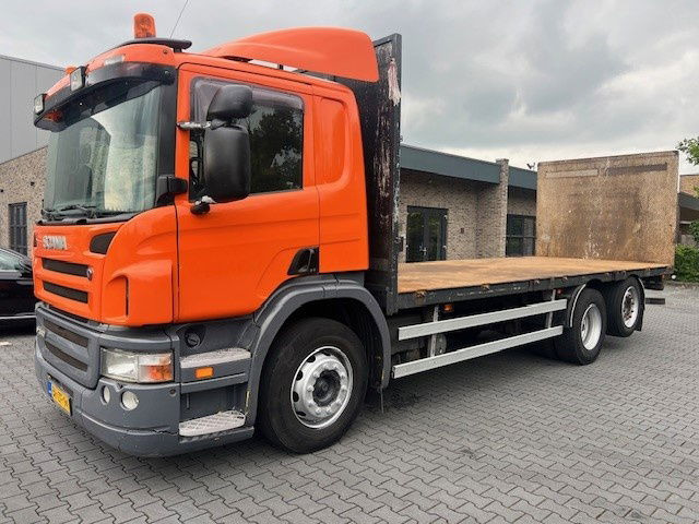 Scania P340 6x2 - Bortu kravas automašīna/ Platforma: foto 1 Scania P340 6x2 - Bortu kravas automašīna/ Platforma: foto 1