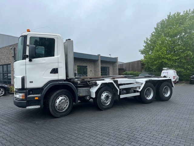 Scania R124-420 .420 8x4 - Konteineru vedējs/ Kravas automašīna ar noņemamā virsbūve: foto 1 Scania R124-420 .420 8x4 - Konteineru vedējs/ Kravas automašīna ar noņemamā virsbūve: foto 1