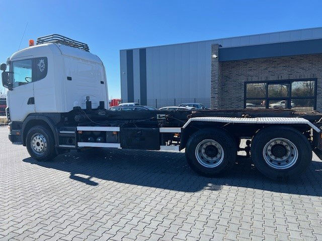 Scania R144-460 V8 .460 6x2 - Konteineru vedējs/ Kravas automašīna ar noņemamā virsbūve: foto 4 Scania R144-460 V8 .460 6x2 - Konteineru vedējs/ Kravas automašīna ar noņemamā virsbūve: foto 4