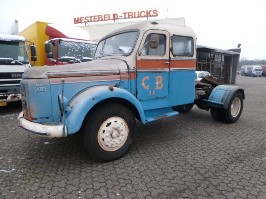 Volvo L485 L 485 - Vilcējs: foto 1 Volvo L485 L 485 - Vilcējs: foto 1