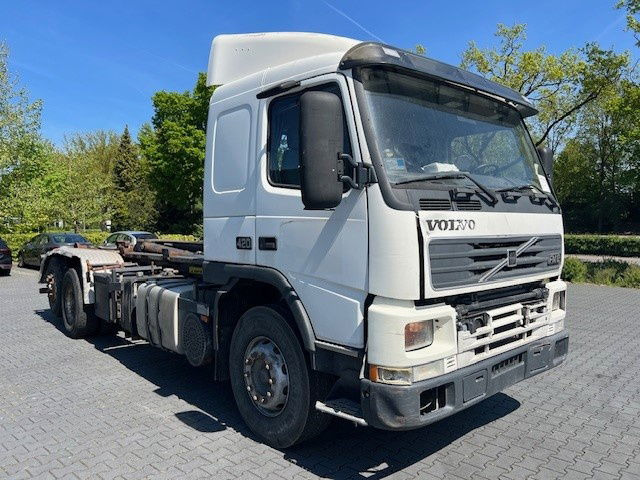 Volvo FM 12.420 FM12.420 6x2 - Konteineru vedējs/ Kravas automašīna ar noņemamā virsbūve: foto 2 Volvo FM 12.420 FM12.420 6x2 - Konteineru vedējs/ Kravas automašīna ar noņemamā virsbūve: foto 2