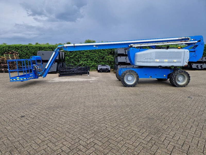 Genie Z80/60 - Izlices pacēlājs: foto 2 Genie Z80/60 - Izlices pacēlājs: foto 2