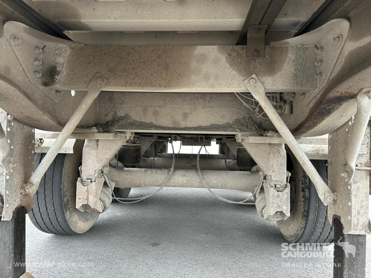 BENALU Tipper Alu-square sided body 24m³ - Puspiekabe pašizgāzējs: foto 2 BENALU Tipper Alu-square sided body 24m³ - Puspiekabe pašizgāzējs: foto 2
