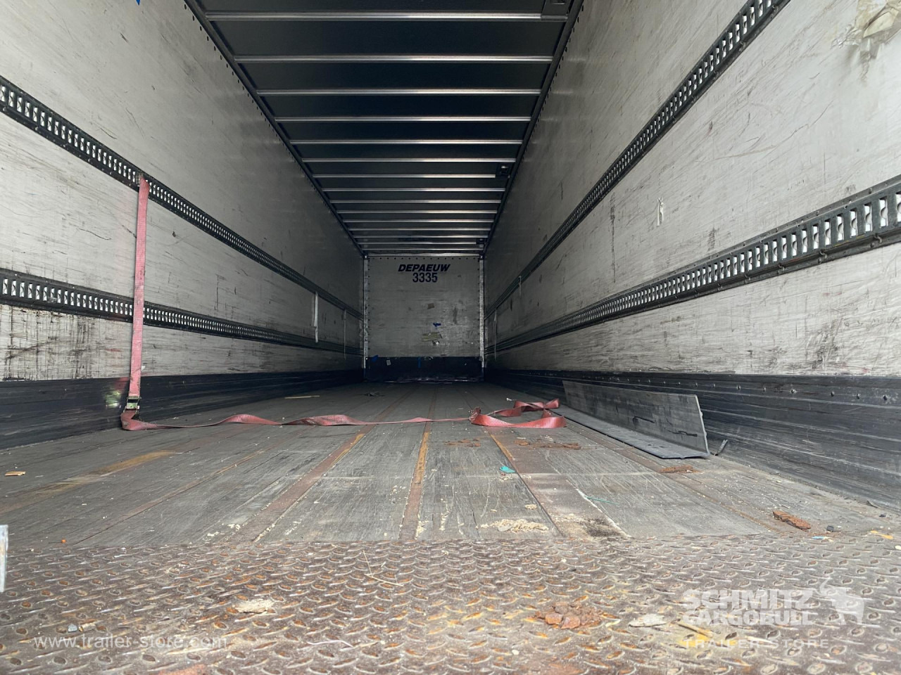 Dryfreight Standard - Puspiekabe slēgtā virsbūve: foto 3 Dryfreight Standard - Puspiekabe slēgtā virsbūve: foto 3