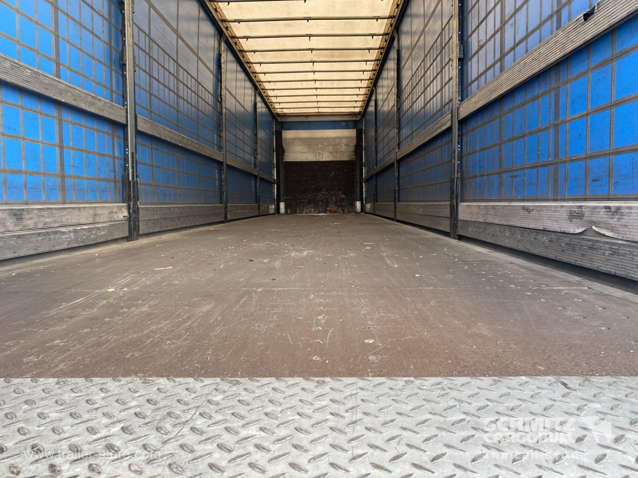 SCHMITZ Curtainsider Standard - Tenta puspiekabe: foto 5 SCHMITZ Curtainsider Standard - Tenta puspiekabe: foto 5