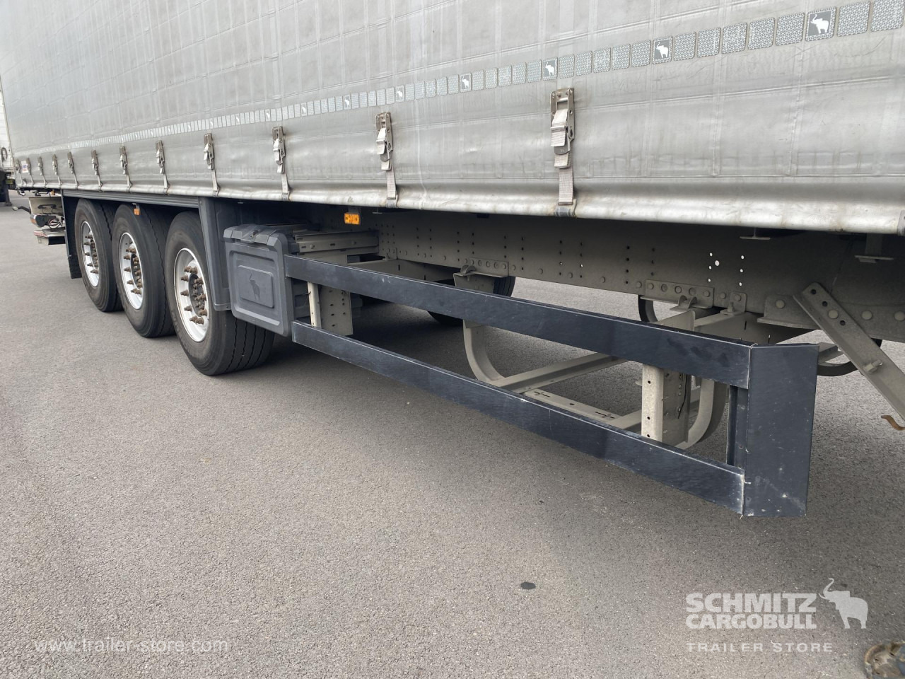SCHMITZ Curtainsider Standard Taillift - Tenta puspiekabe: foto 2 SCHMITZ Curtainsider Standard Taillift - Tenta puspiekabe: foto 2