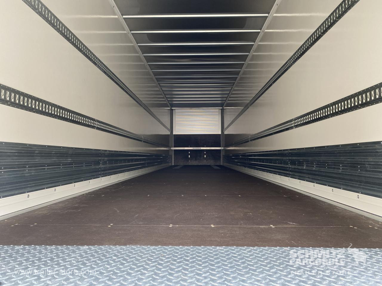 SCHMITZ Dryfreight - Puspiekabe slēgtā virsbūve: foto 3 SCHMITZ Dryfreight - Puspiekabe slēgtā virsbūve: foto 3