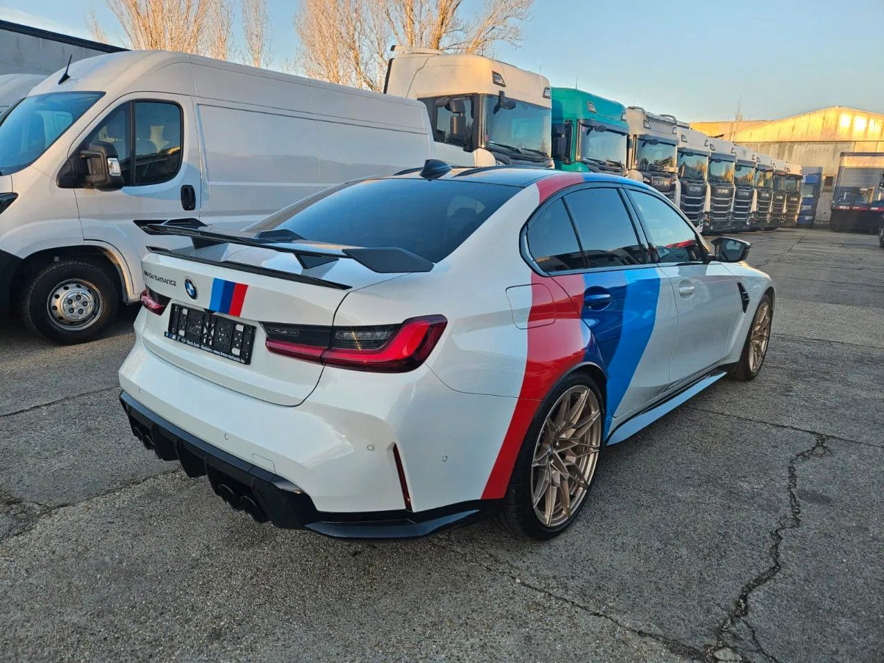 BMW M3 Competition - Sedans: foto 3 BMW M3 Competition - Sedans: foto 3