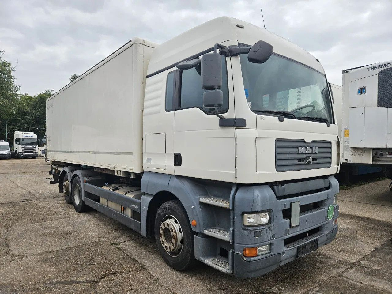 MAN TGA 26.400 BDF Tail Lift Euro5, New Smart2 Tacho - Konteineru vedējs/ Kravas automašīna ar noņemamā virsbūve: foto 2 MAN TGA 26.400 BDF Tail Lift Euro5, New Smart2 Tacho - Konteineru vedējs/ Kravas automašīna ar noņemamā virsbūve: foto 2