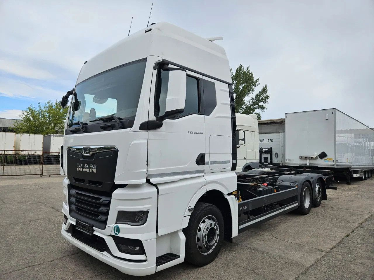 MAN TGX 26.470 XXL BDF 6x2 2 units, NAVI, Lift Axle - Konteineru vedējs/ Kravas automašīna ar noņemamā virsbūve: foto 1 MAN TGX 26.470 XXL BDF 6x2 2 units, NAVI, Lift Axle - Konteineru vedējs/ Kravas automašīna ar noņemamā virsbūve: foto 1