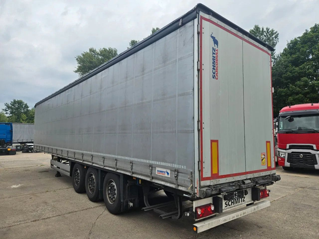 Schmitz Cargobull SCB S3T Standard 3 units! Lifting Axle A&C, XL C - Tenta puspiekabe: foto 3 Schmitz Cargobull SCB S3T Standard 3 units! Lifting Axle A&C, XL C - Tenta puspiekabe: foto 3