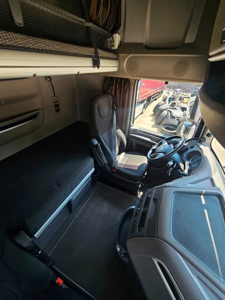 Vilcējs DAF XF 480 SSC-Standard-StandKlima: foto 7