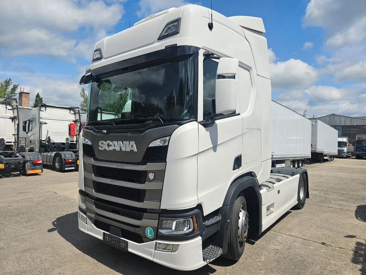 Scania R500 Full Spoiler Standklima - Vilcējs: foto 1 Scania R500 Full Spoiler Standklima - Vilcējs: foto 1