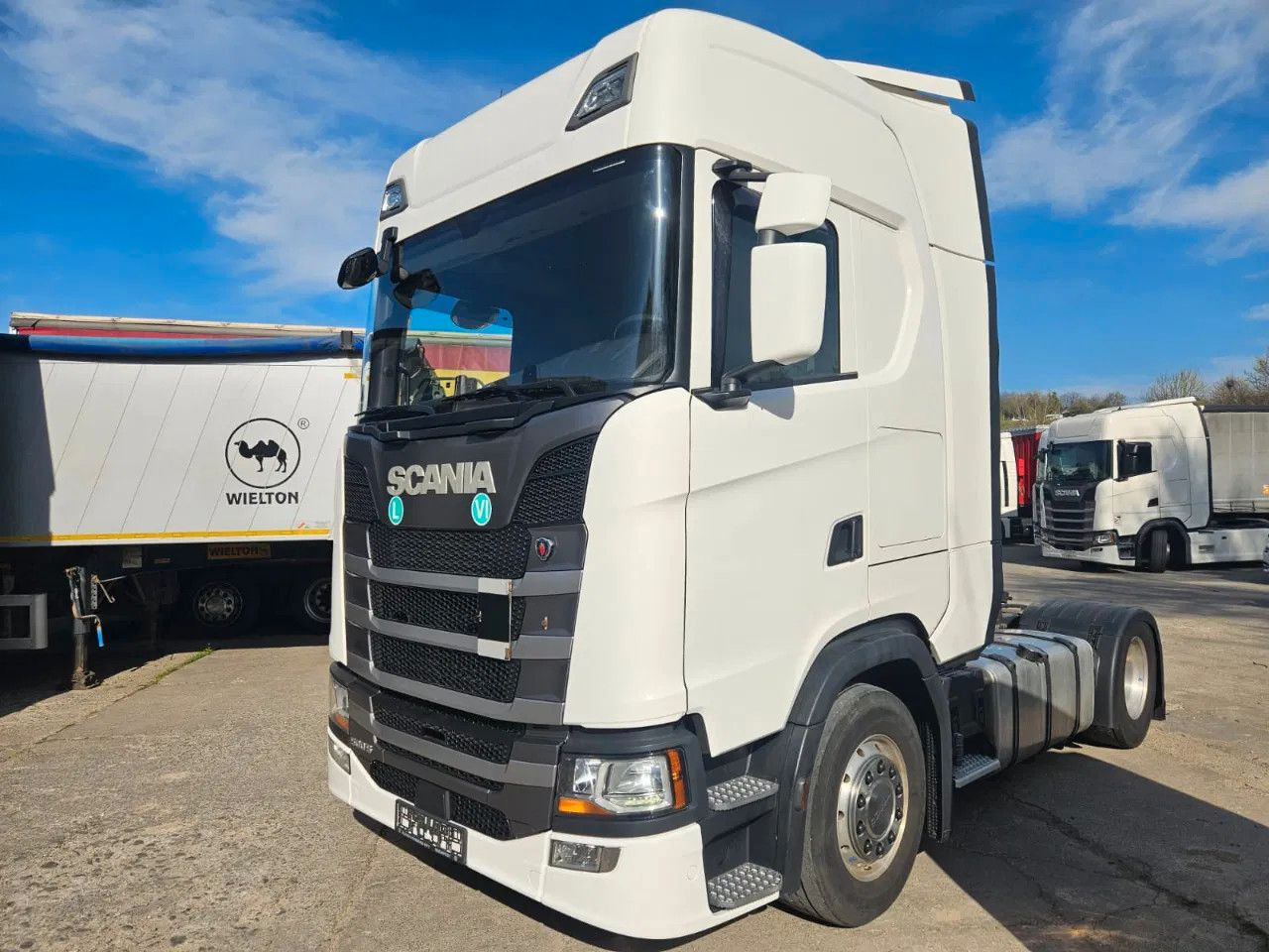 Scania S500 Standard-2units-Hydraulics-Alloy wheels-Sta - Vilcējs: foto 1 Scania S500 Standard-2units-Hydraulics-Alloy wheels-Sta - Vilcējs: foto 1