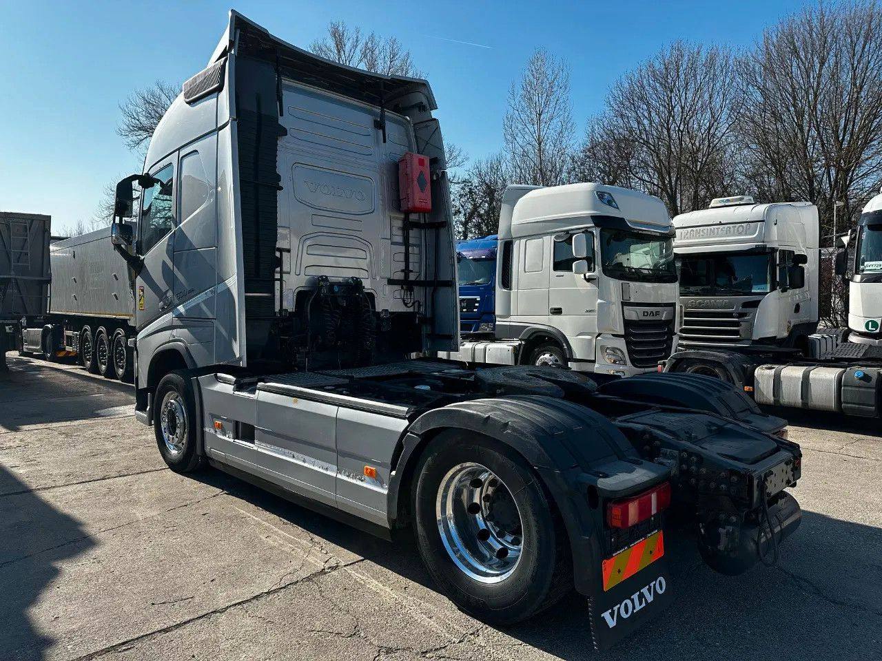 Volvo FH 500 ADR, I-Park, Alloy w. Leather seats, TV s - Vilcējs: foto 3 Volvo FH 500 ADR, I-Park, Alloy w. Leather seats, TV s - Vilcējs: foto 3