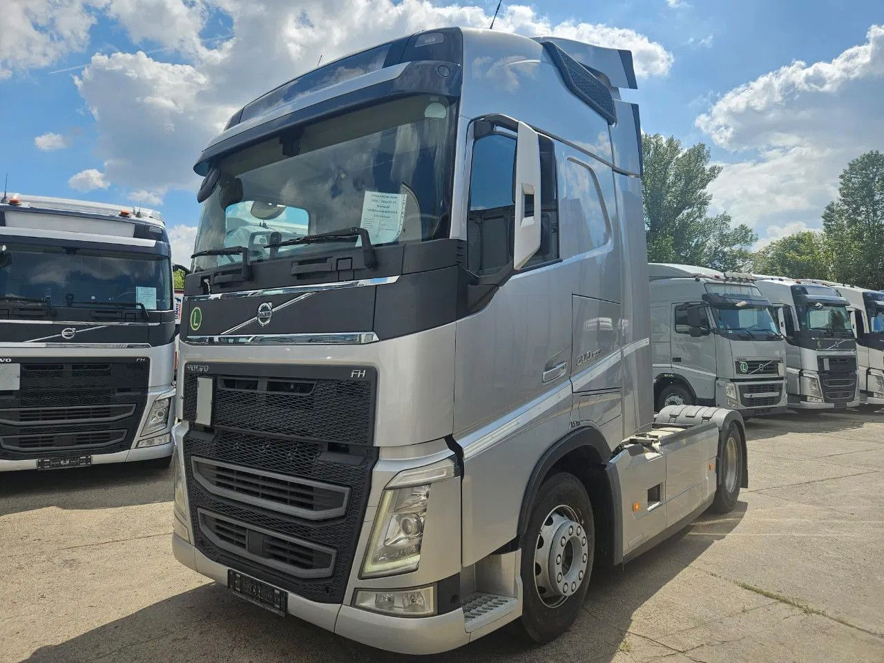 Volvo FH 500 Globe-Standard-I-Park- ACC- DAS-2 units - Vilcējs: foto 1 Volvo FH 500 Globe-Standard-I-Park- ACC- DAS-2 units - Vilcējs: foto 1