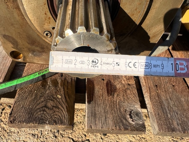 CATERPILLAR - Hidrauliskais sūknis - Kāpurķēžu ekskavators: foto 3 CATERPILLAR - Hidrauliskais sūknis - Kāpurķēžu ekskavators: foto 3