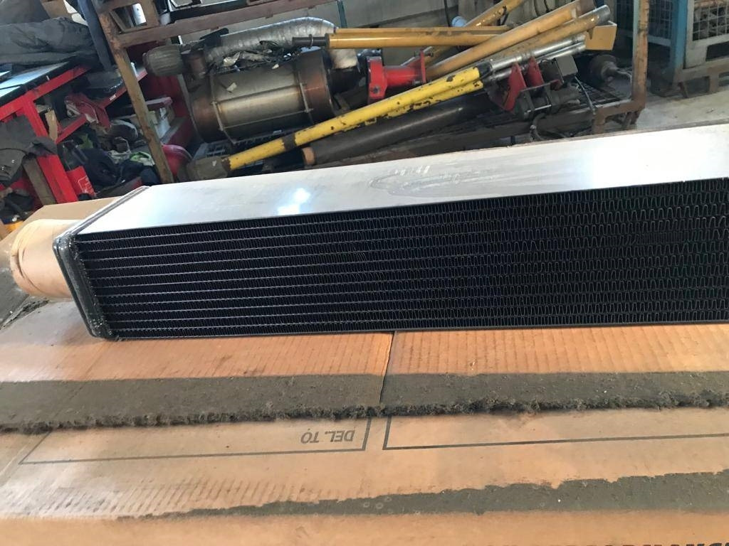 CAT 223-5118 - Radiators - Celtniecības tehnika: foto 3 CAT 223-5118 - Radiators - Celtniecības tehnika: foto 3