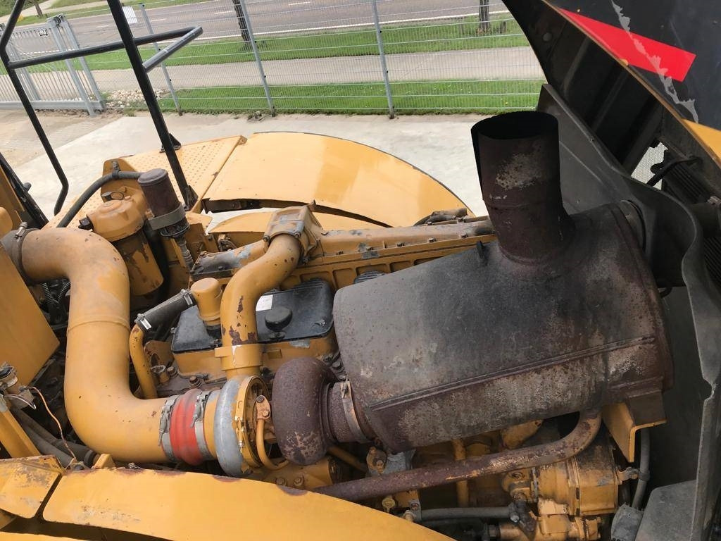 Buldozers CAT 824 G: foto 11
