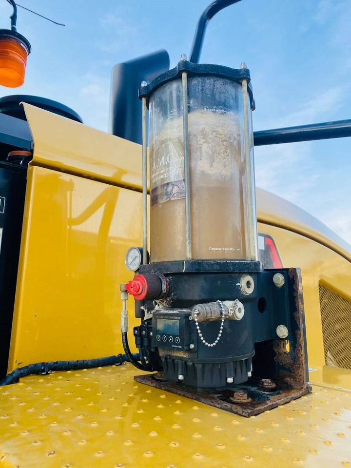 Riteņu iekrāvējs CAT 950 GC: foto 11