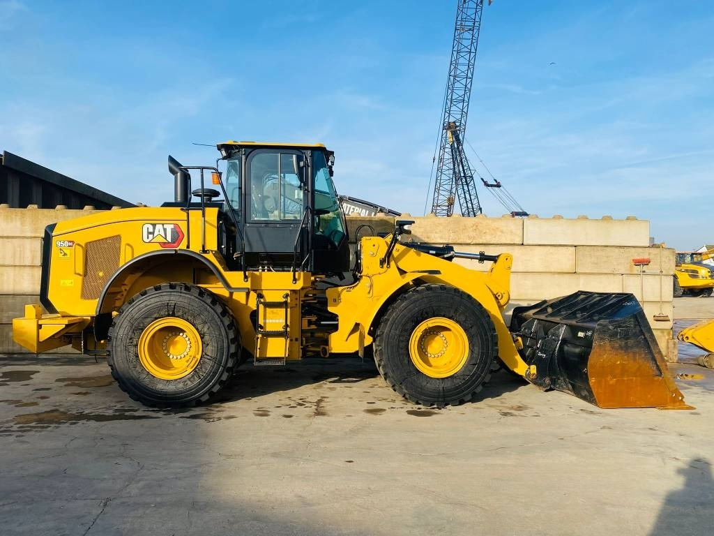 CAT 950 GC - Riteņu iekrāvējs: foto 2 CAT 950 GC - Riteņu iekrāvējs: foto 2