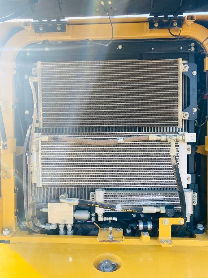 Riteņu iekrāvējs CAT 950 GC: foto 13
